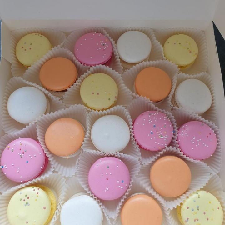 Macarons artisanaux et frais Caen