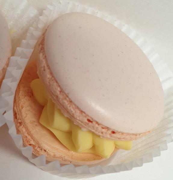 Macarons artisanaux et frais Caen
